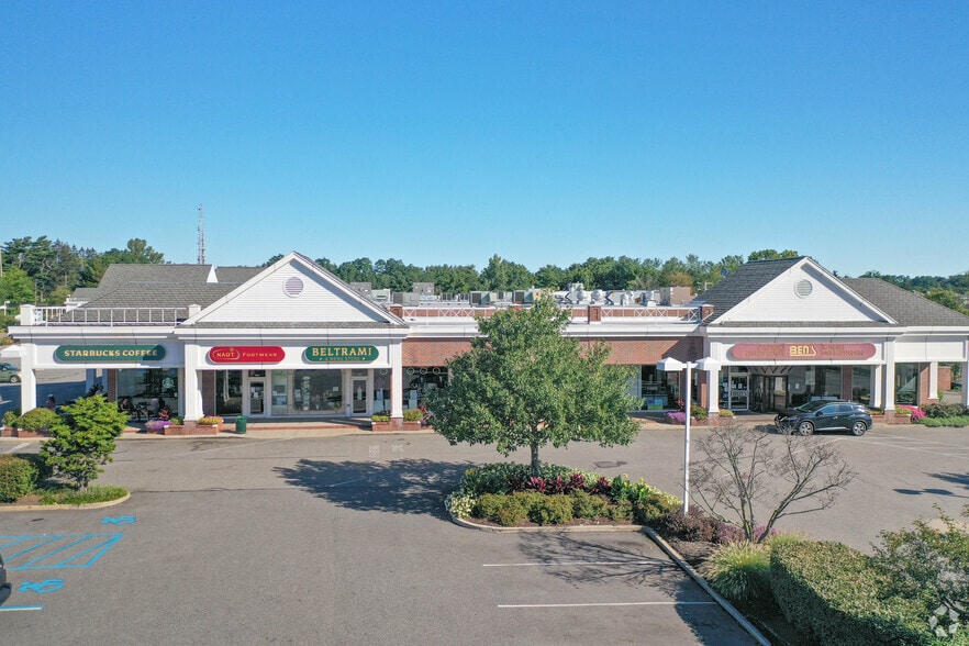 More Photos Of 7947 Jericho Tpke, Woodbury General Retail For Lease