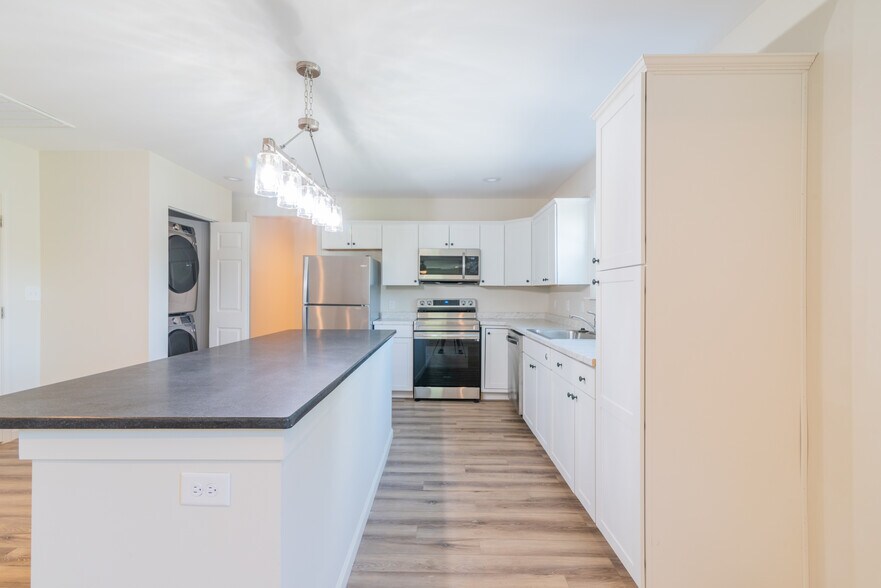 More Photos Of 506 E Marion St, Shelby Apartments For Sale
