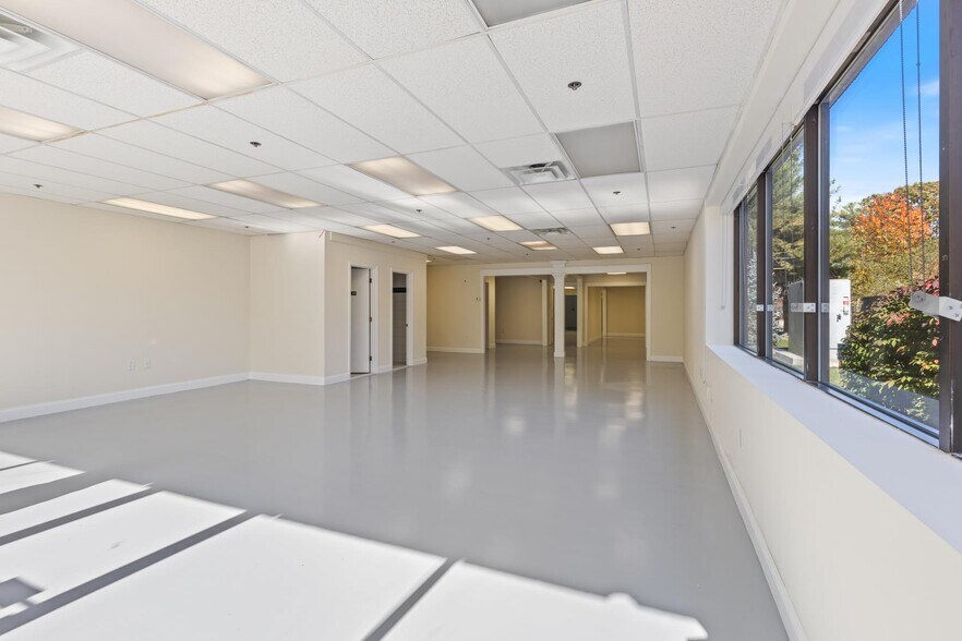 More Photos Of 155 Webster St, Hanover Light Manufacturing For Lease