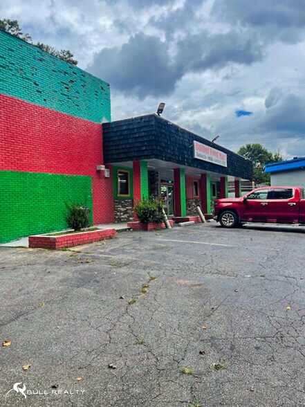 More Photos Of 37 Lynhurst Dr, Atlanta Freestanding For Sale