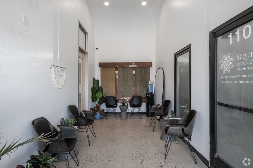 More Photos Of 750 Garden Of The Gods Rd, Colorado Springs Storefront For Lease