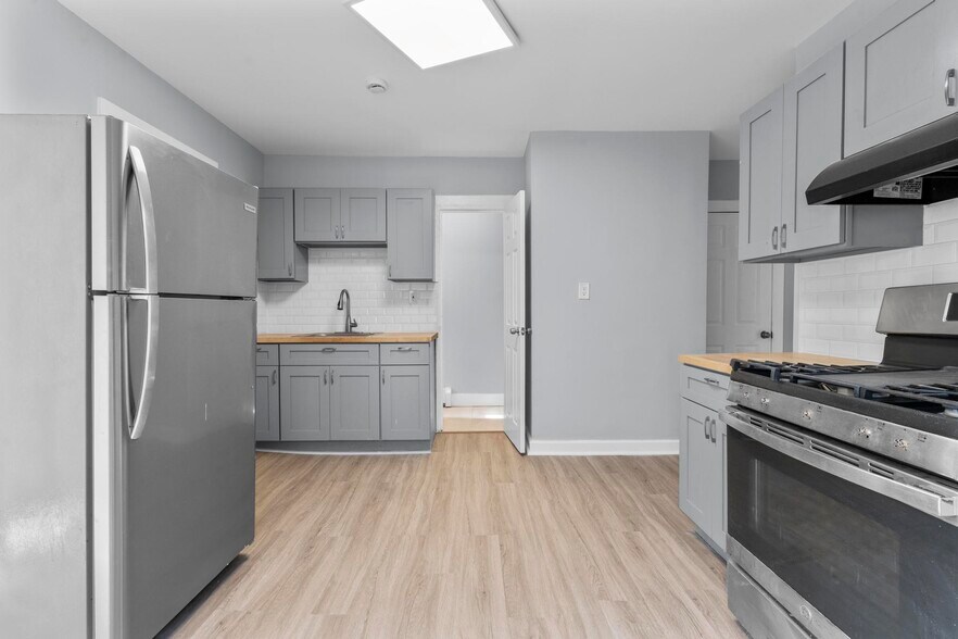 More Photos Of 746 Maple St, Bridgeport Apartments For Sale