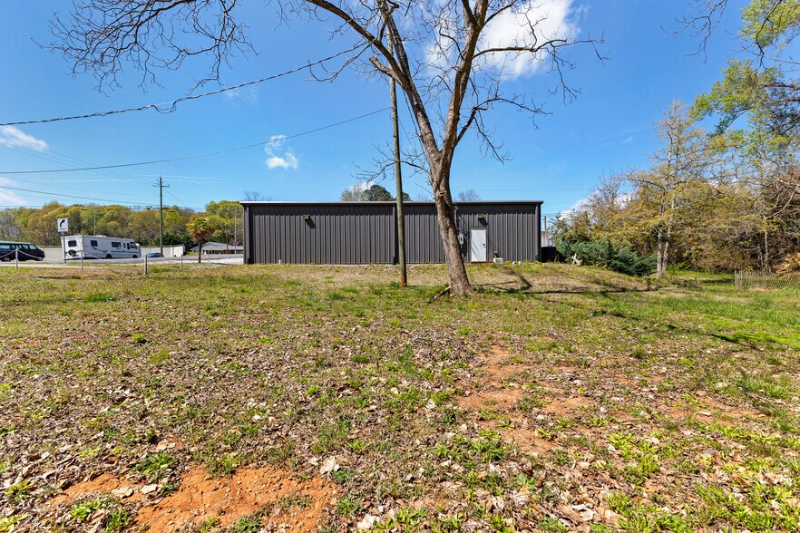 More Photos Of 1702 Highway 19 N, Thomaston Restaurant For Sale