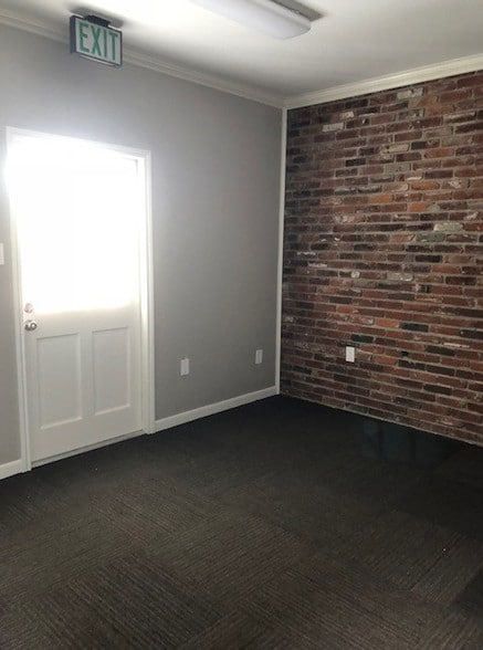 More Photos Of 11603 Newcastle Ave, Baton Rouge Office For Lease