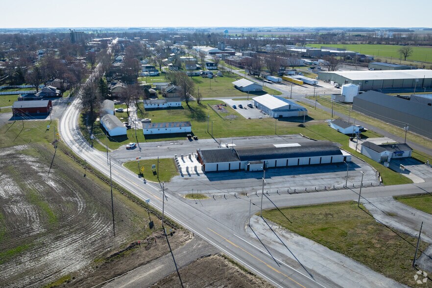 More Photos Of 739 W Main St, Deshler Bowling Alley For Sale