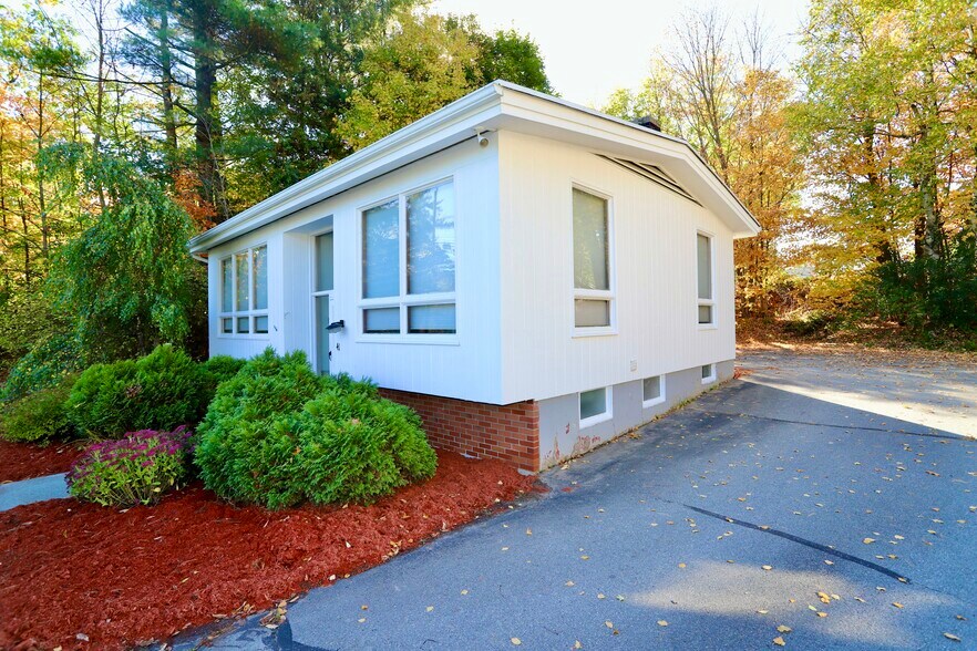 More Photos Of 41 Highland Ave, Newport Warehouse For Sale