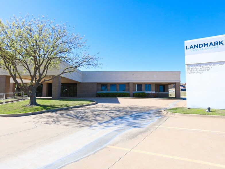 More Photos Of 609 Virginia Ave, Ponca City Hospital For Sale