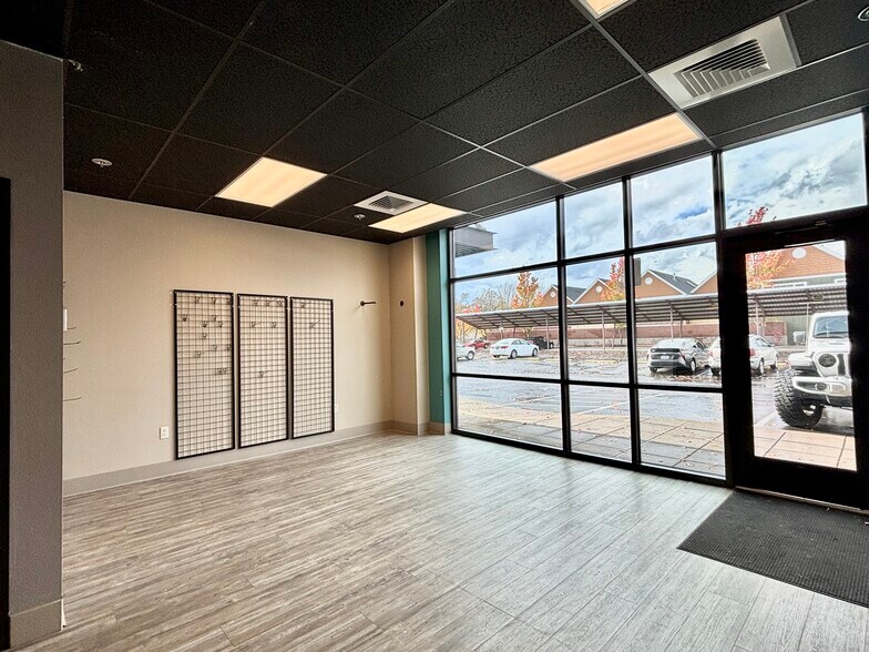 More Photos Of 1127 Broadway St NE, Salem Multifamily For Sale