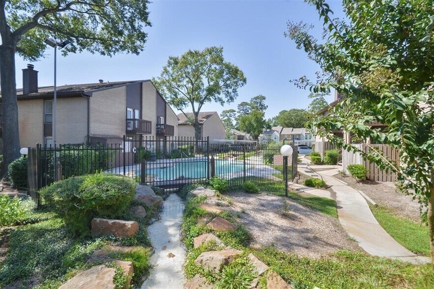 Primary Photo Of , Houston Multifamily For Sale