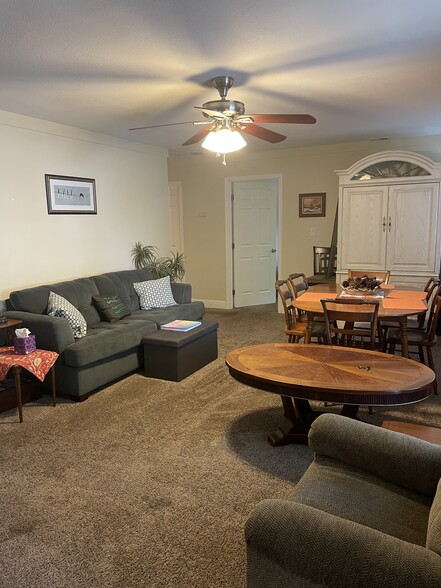 More Photos Of 2704 Aramon Dr, Rancho Cordova Flex For Sale