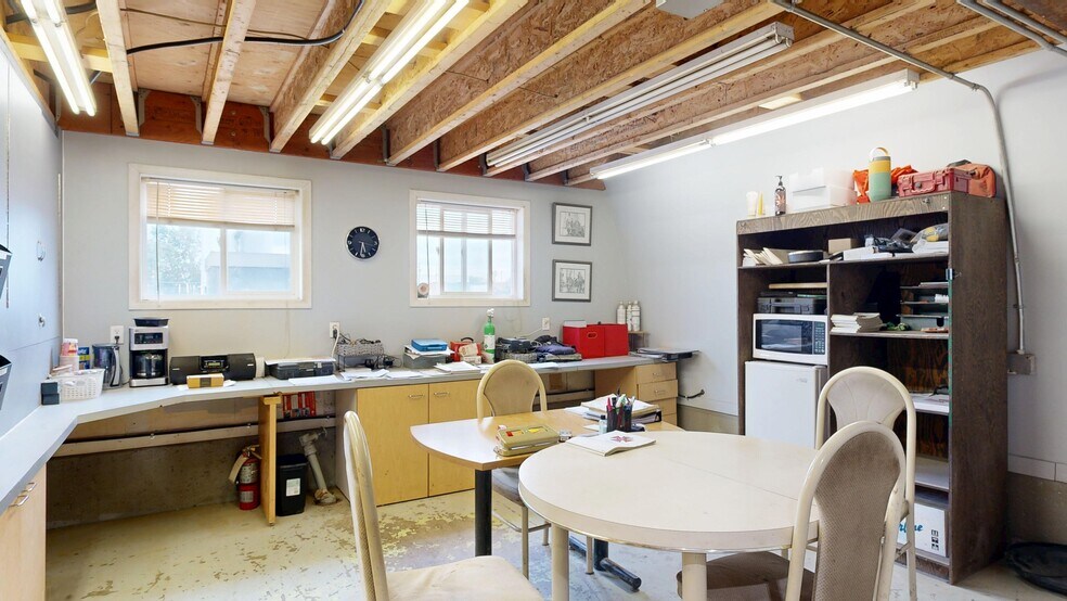 More Photos Of 3804-47 Ave, Stettler Warehouse For Sale