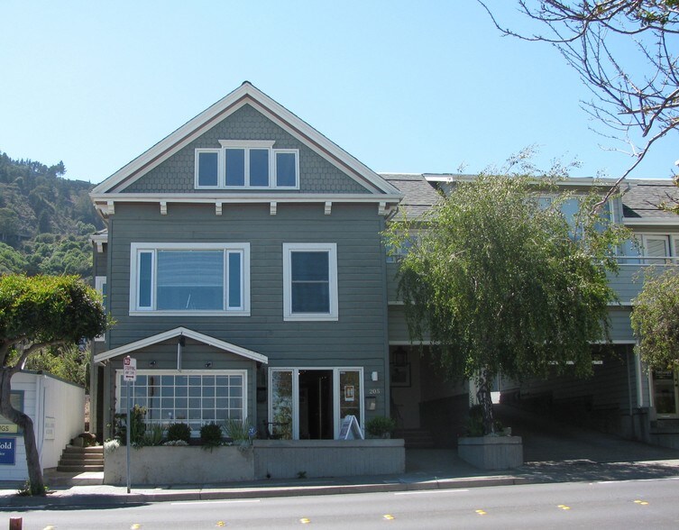 More Photos Of 205-211 2nd St, Sausalito Office For Lease