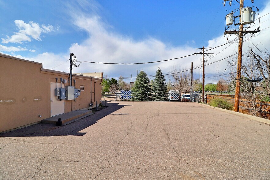 More Photos Of 1624 17th Ave, Greeley Medical For Lease