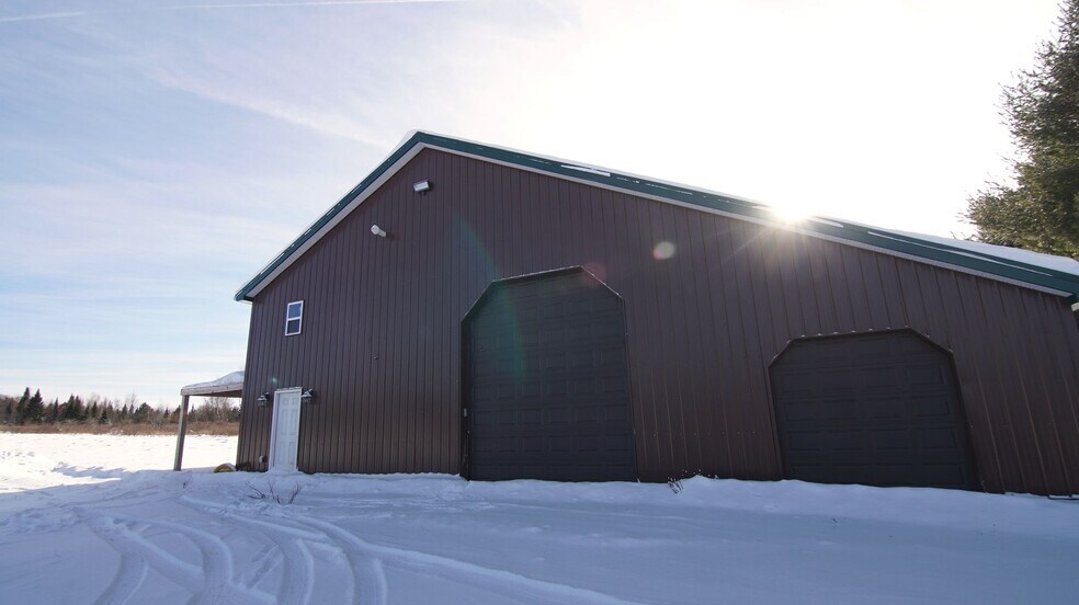 More Photos Of 2192 NY-8, Cold Brook Flex For Sale