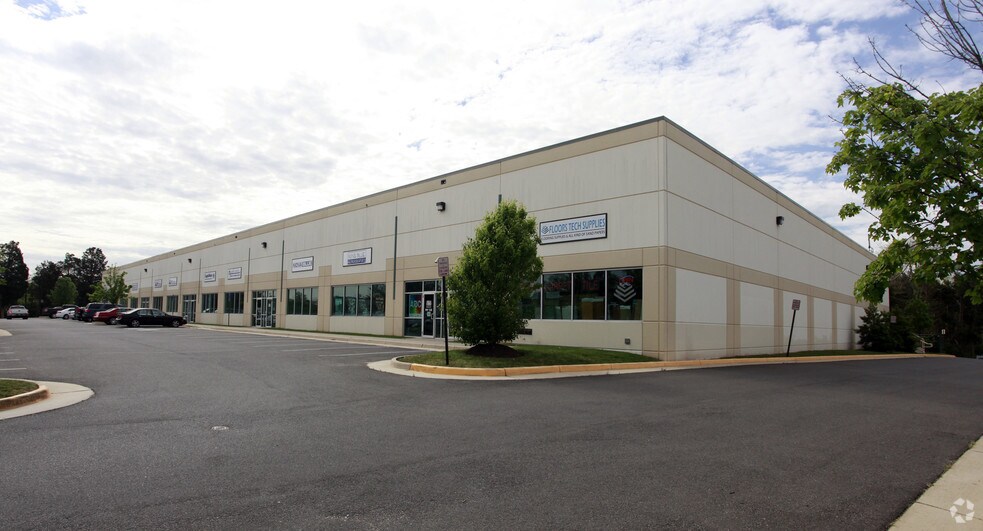 More Photos Of 14101-14121 Mariah Ct, Chantilly Light Manufacturing For Lease