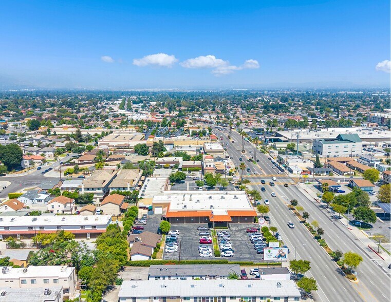 More Photos Of 1341-1343 E Las Tunas Dr, San Gabriel Storefront Retail Residential For Sale