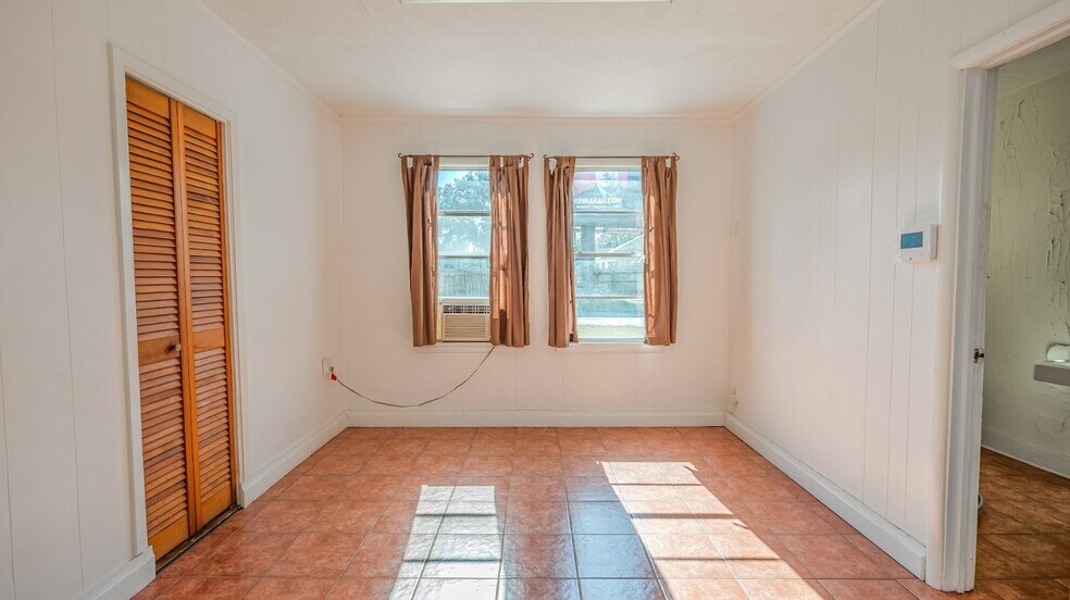 More Photos Of 10399 Chemstrand Rd, Pensacola Storefront Retail Office For Sale