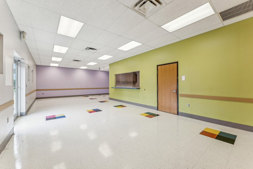 More Photos Of 1090 9th Ave SW, Bessemer Medical For Sale