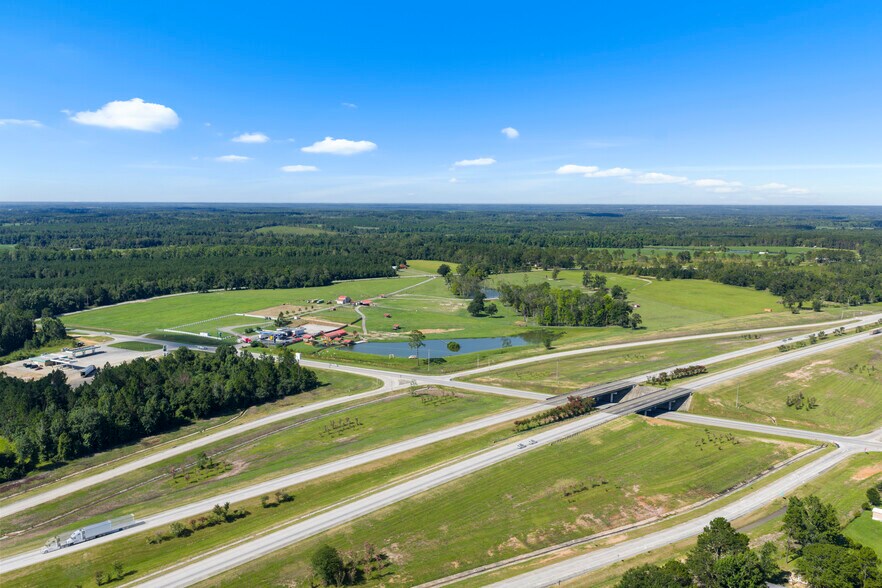 More Photos Of 26127 GA Highway 57 S, Metter Service Station For Sale