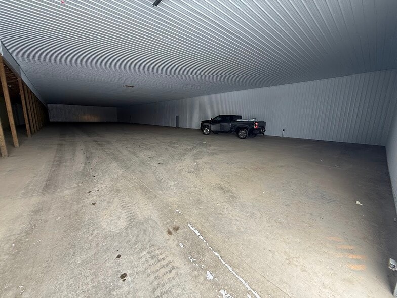 More Photos Of 1793 550th St, Wood Lake Manufacturing For Lease