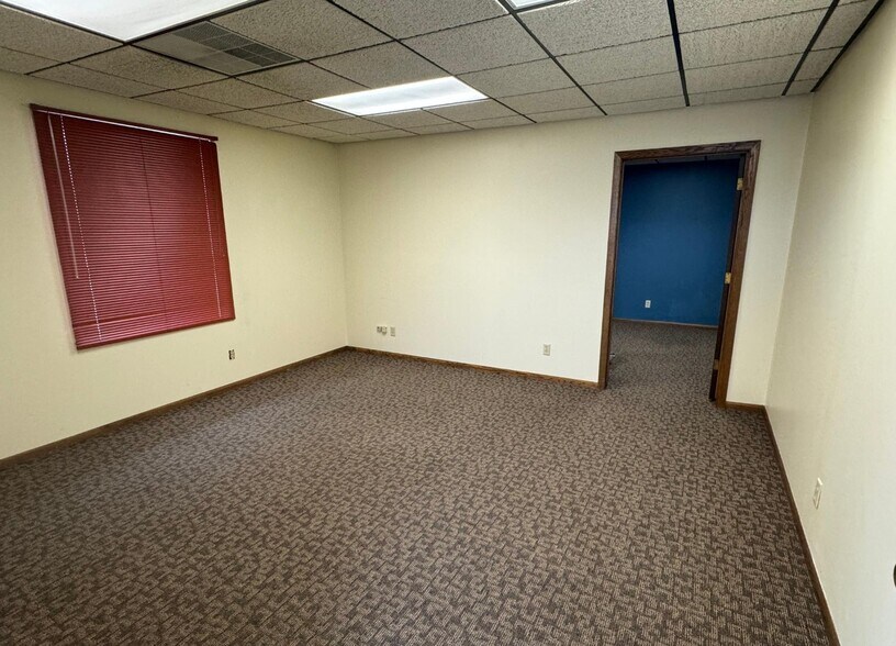 More Photos Of 221 S Union St, Mora Office For Sale