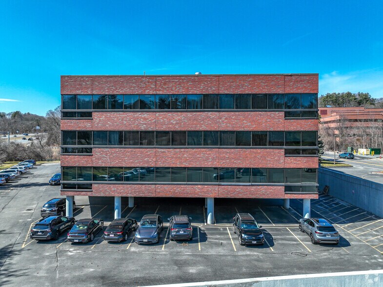 More Photos Of 80 Hayden Ave, Lexington Office For Lease