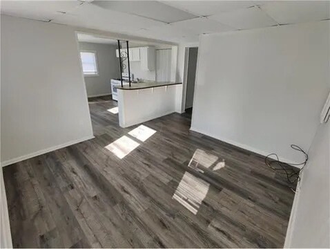 More Photos Of 617 W Franklin St, Shelbyville Apartments For Sale