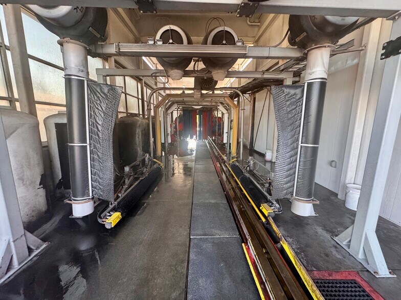 More Photos Of 15734 E Gale Ave, Hacienda Heights Carwash For Sale