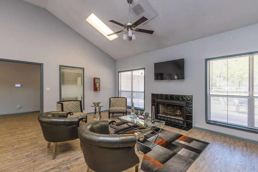 More Photos Of 5816 Covington Hwy, Decatur Apartments For Sale