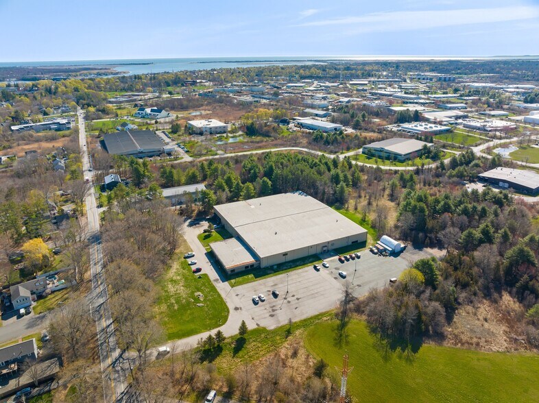Primary Photo Of 25 Hale St, Newburyport Manufacturing For Sale