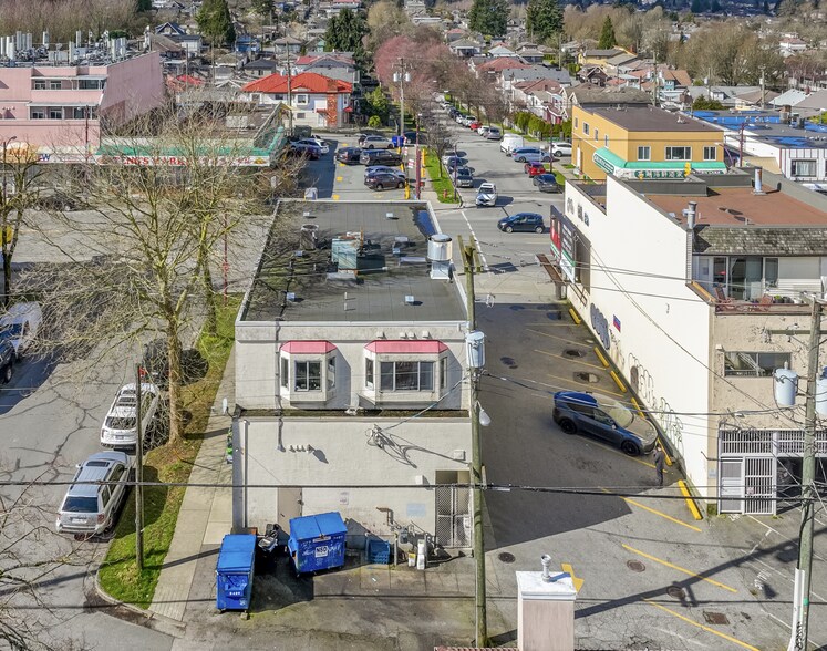 More Photos Of 4990 Victoria Dr, Vancouver Storefront Retail Residential For Sale