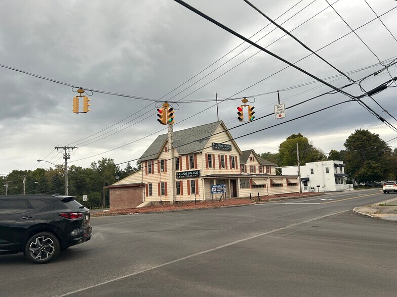 More Photos Of 602 Ridge Rd, Webster Restaurant For Sale