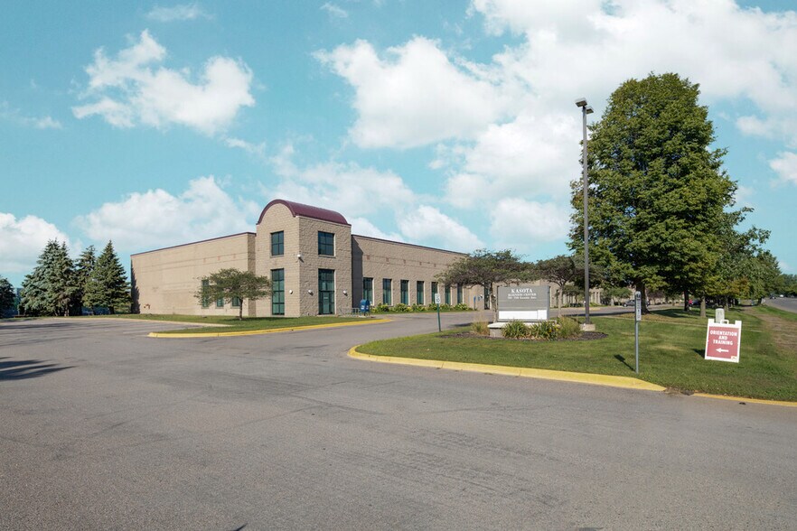 More Photos Of 723-739 Kasota Ave SE, Minneapolis Light Manufacturing For Lease