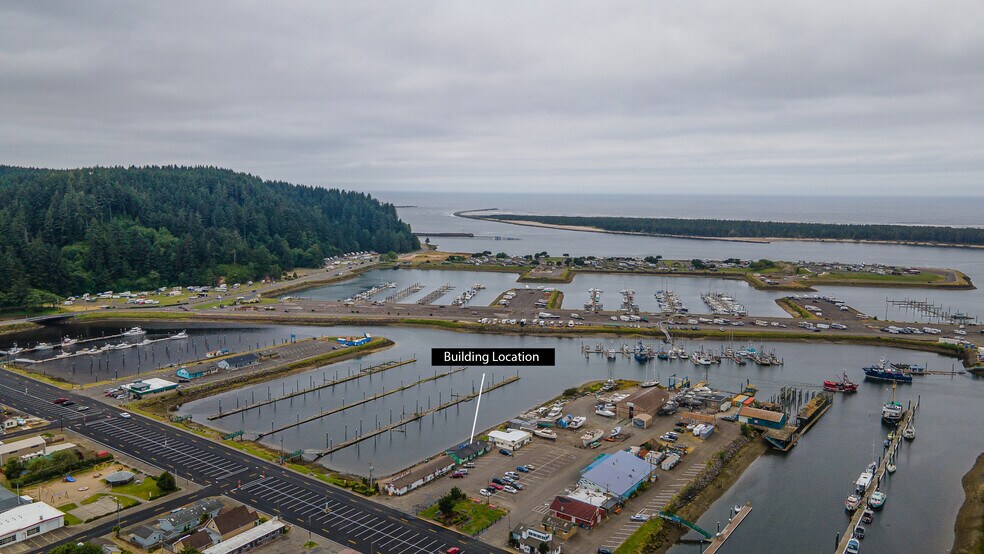 More Photos Of 142 Bay Front Loop, Winchester Bay General Retail For Sale