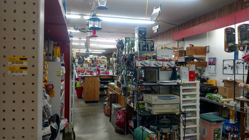 More Photos Of 11317 Kernville Rd, Kernville Storefront For Sale