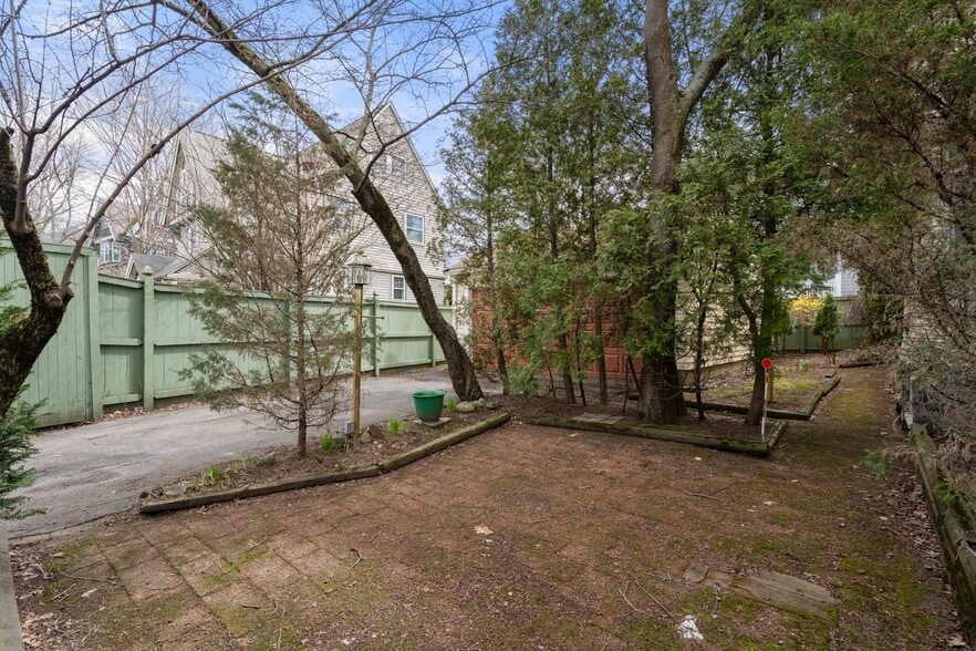 More Photos Of 1148 Boylston St, Chestnut Hill Multifamily For Sale