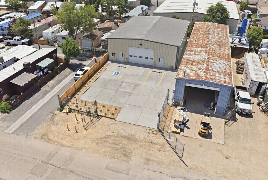 More Photos Of 5275 Adams St, Denver Warehouse For Lease