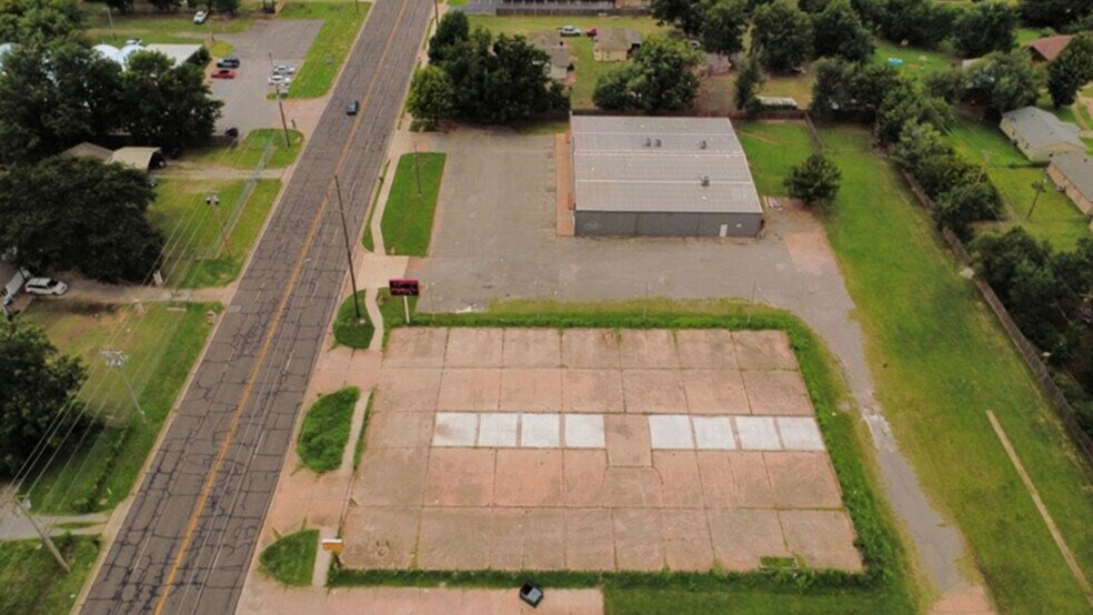 More Photos Of 9531 10th St, Midwest City Land For Lease
