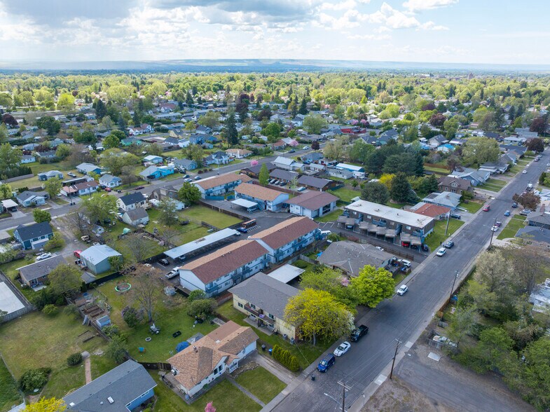 More Photos Of 1800 Evergreen St, Walla Walla Apartments For Sale