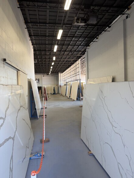 More Photos Of 2941 Fowler St, Fort Myers Warehouse For Sale