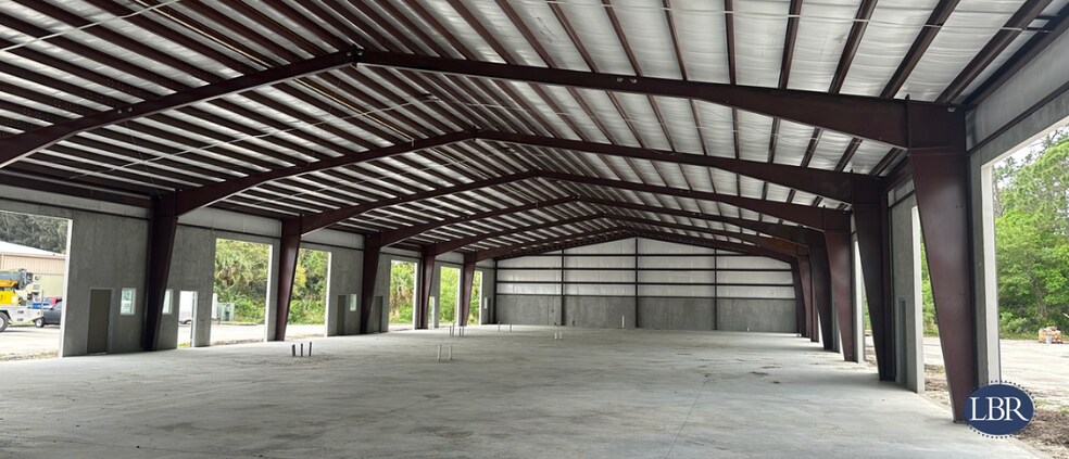 More Photos Of 672 Atlantis Rd, Melbourne Industrial For Lease