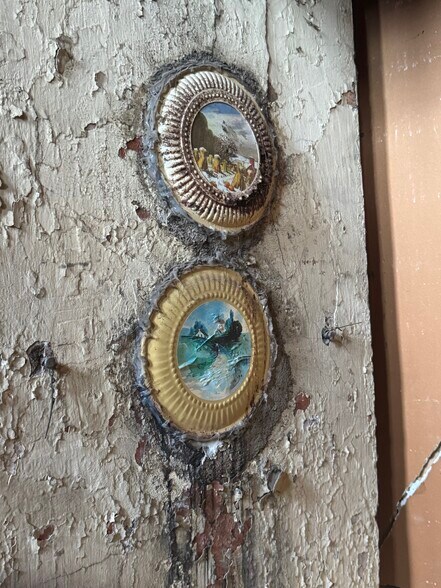 More Photos Of 725 Main St, Lafayette Storefront For Sale