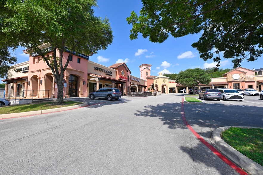 More Photos Of 16535 Huebner Rd, San Antonio Unknown For Lease