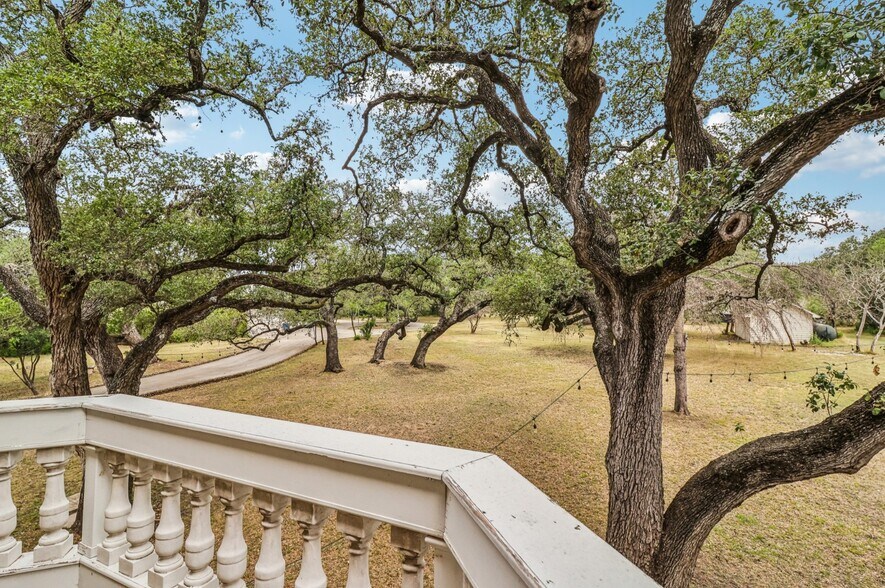 More Photos Of 7735 Mocking Bird Ln, San Antonio Lodge Meeting Hall For Sale