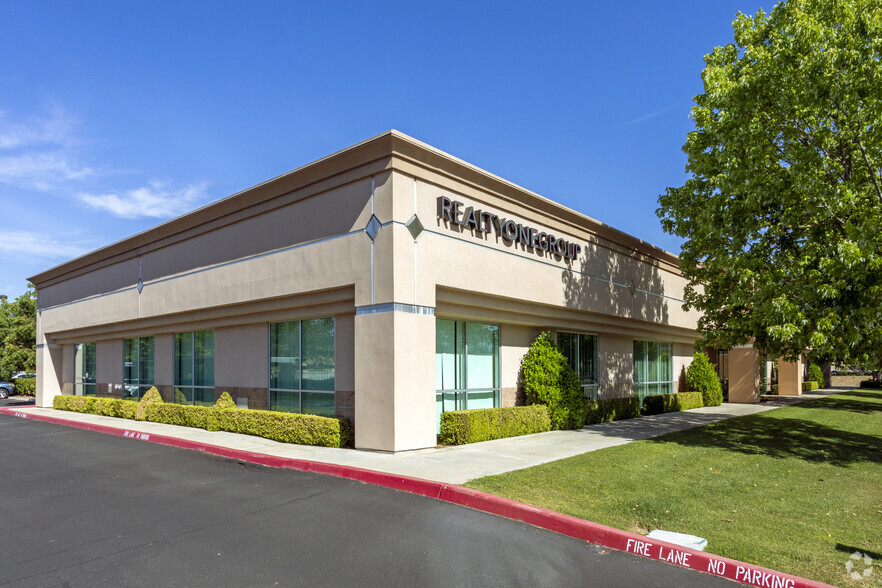 Primary Photo Of 7675 N Ingram Ave, Fresno Office For Lease