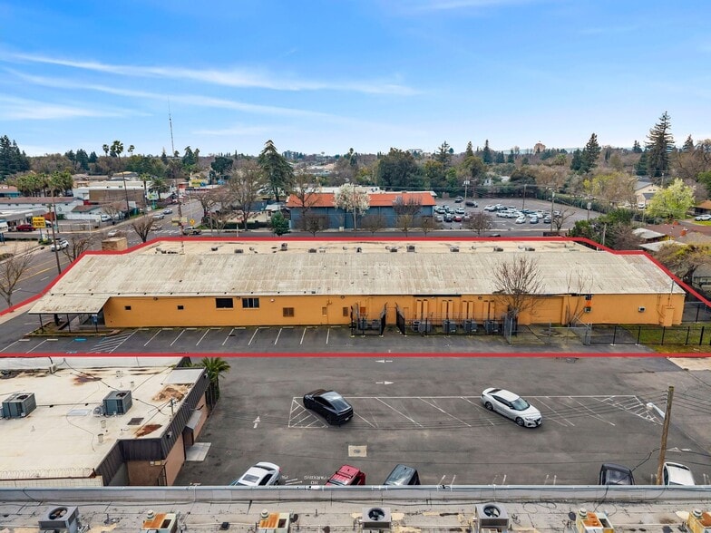 More Photos Of 1021 McHenry Ave, Modesto General Retail For Sale