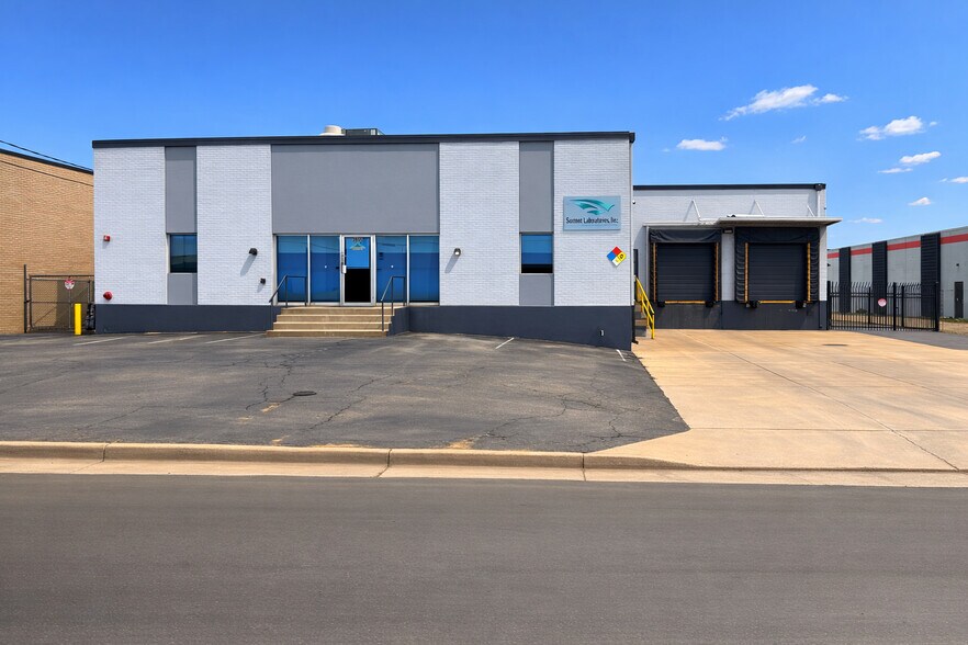 More Photos Of 3955 Forest St, Denver Manufacturing For Sale