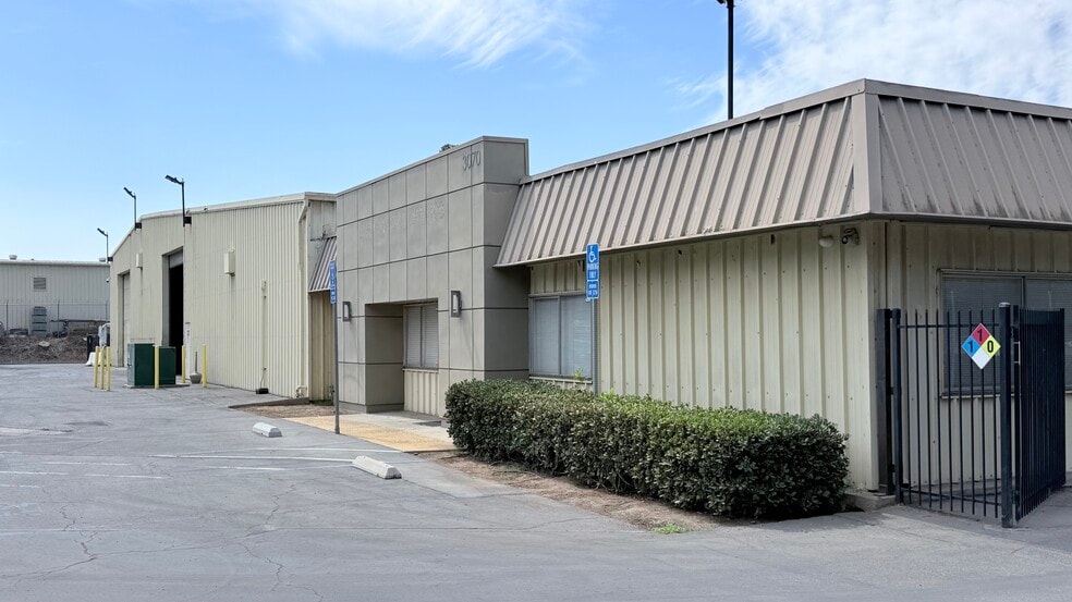 More Photos Of 3070 Myers St, Riverside Warehouse For Sale