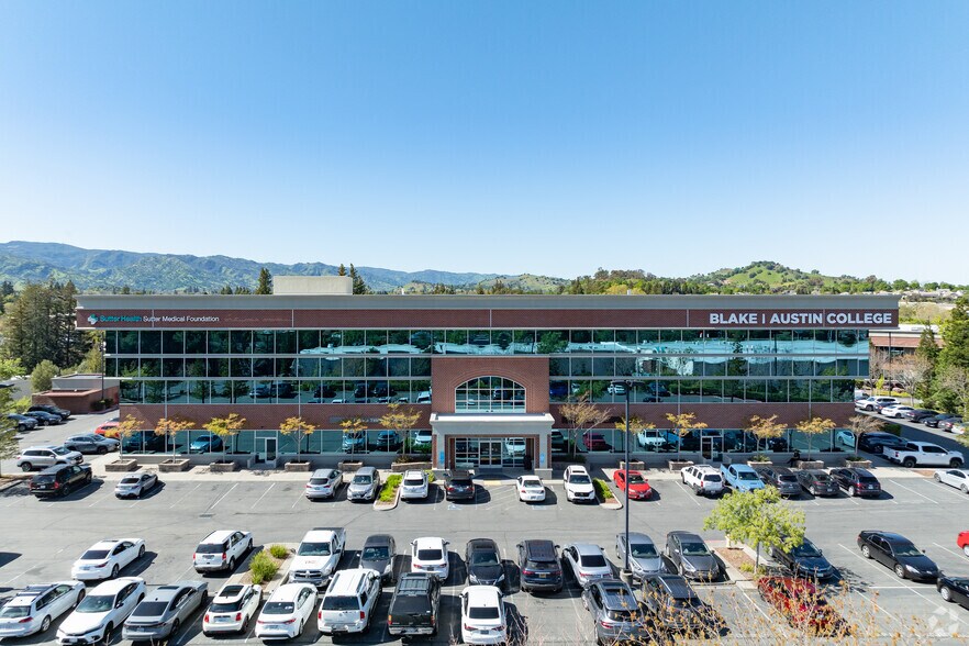 More Photos Of 770 Mason St, Vacaville Medical For Lease