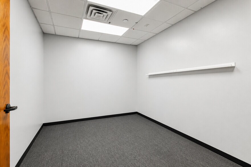 More Photos Of 714 S 4th St, Las Vegas Medical For Sale